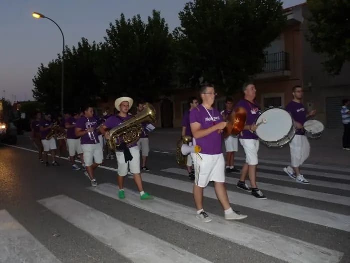 Charanga Ves y Busca