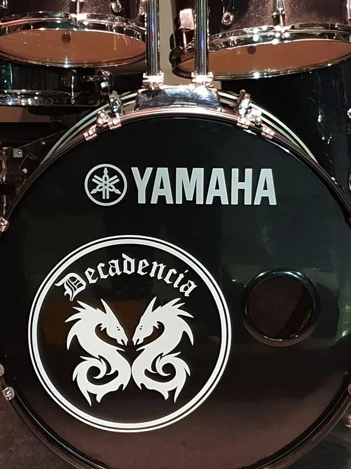 Decadencia – Tributo a Héroes del Silencio