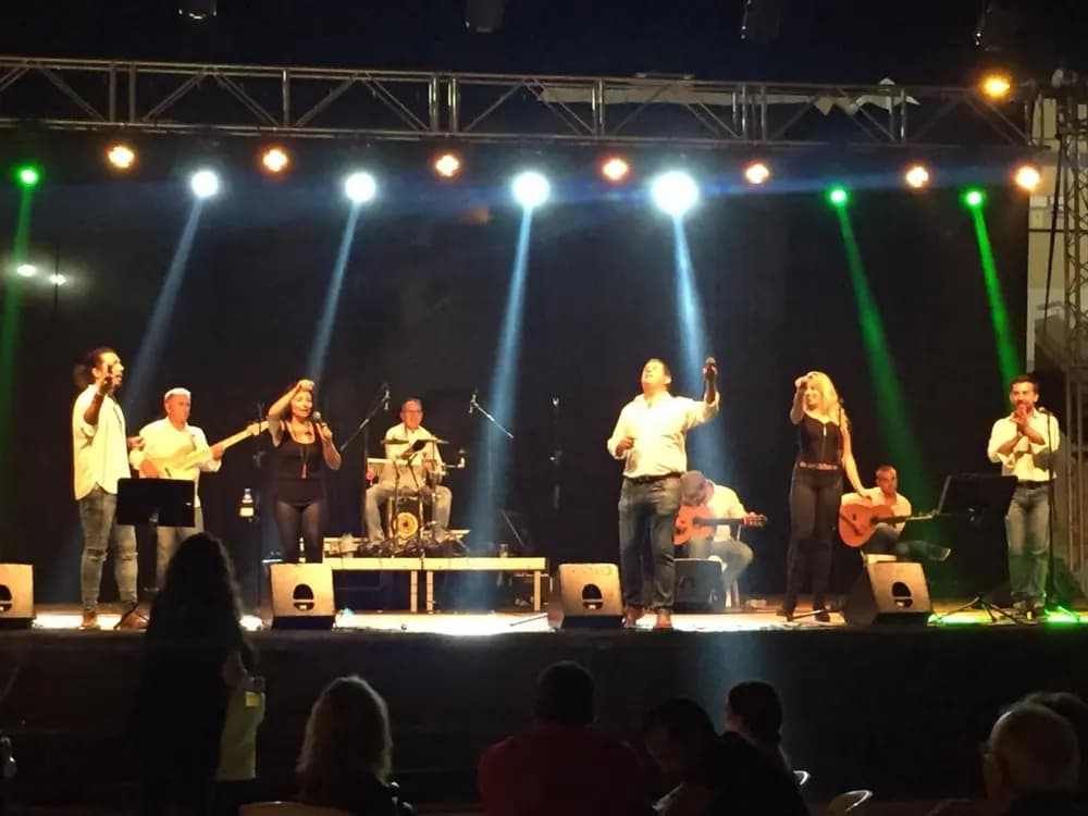 Desflamenkados - Tributo a Siempre Así