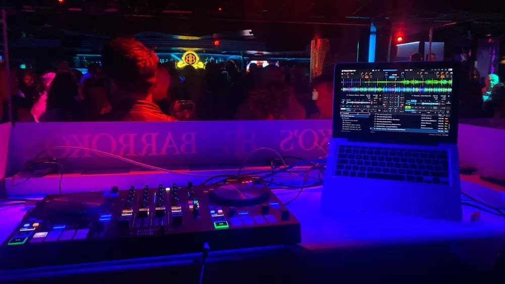 Discomóvil DJ PQ