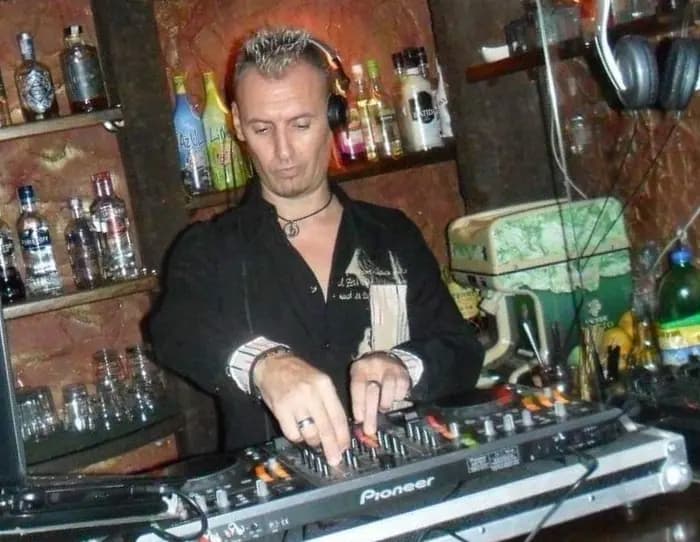 DJ J. Carlos Peinado
