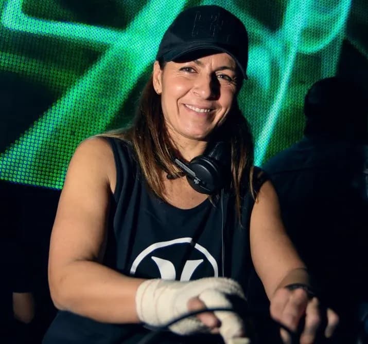 DJ Marta