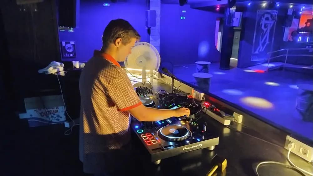 DJ Pascu