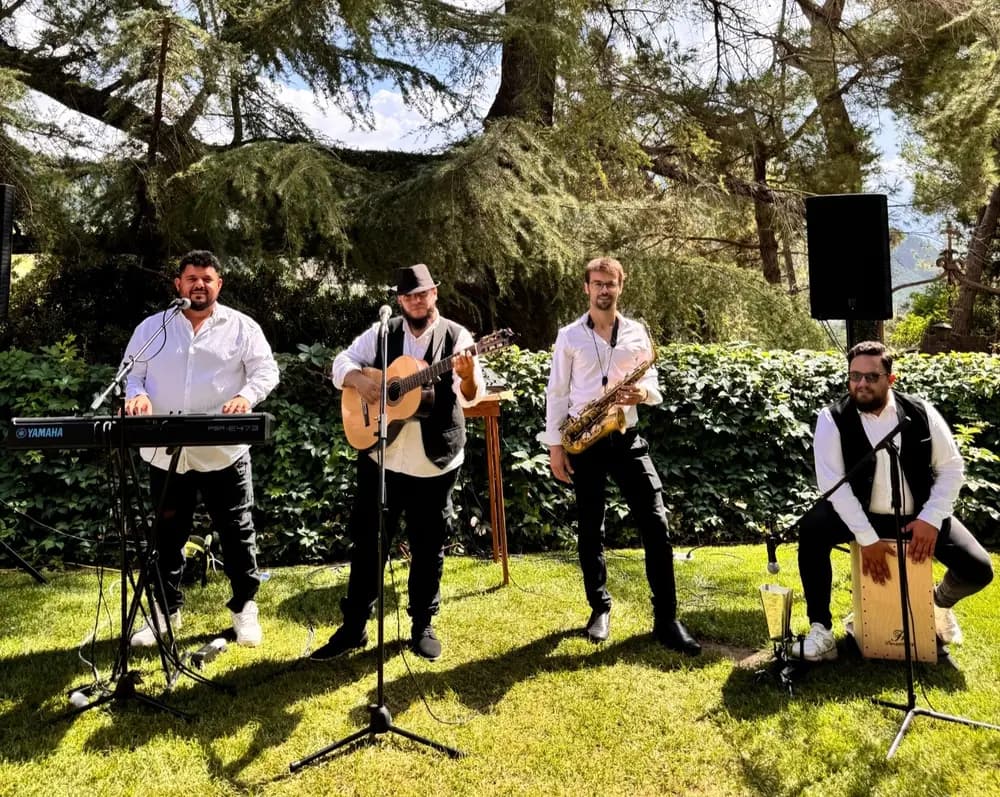 Enrique Santiago: Rumba y Fusión