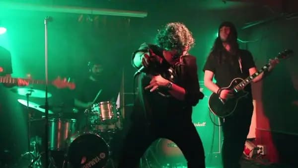 Héroes. Tributo a Héroes del Silencio
