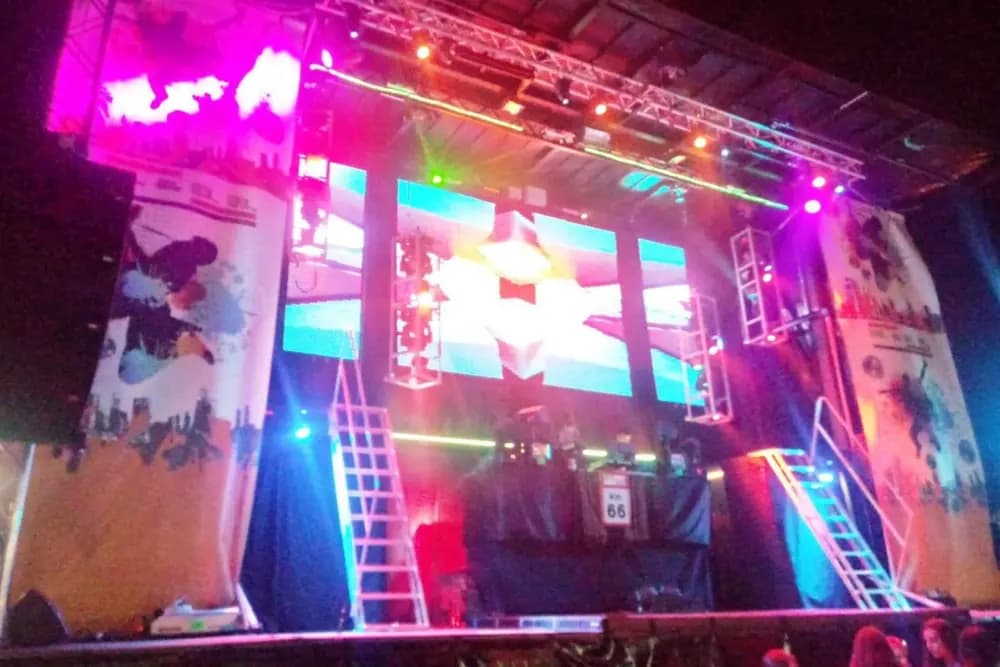 Macro-Disco-Móvil-Show KM-66