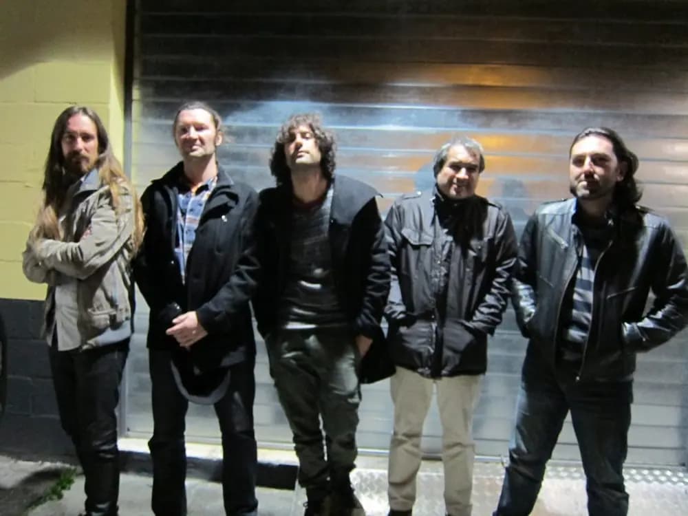 Pájaro Blanco - Tributo a Triana