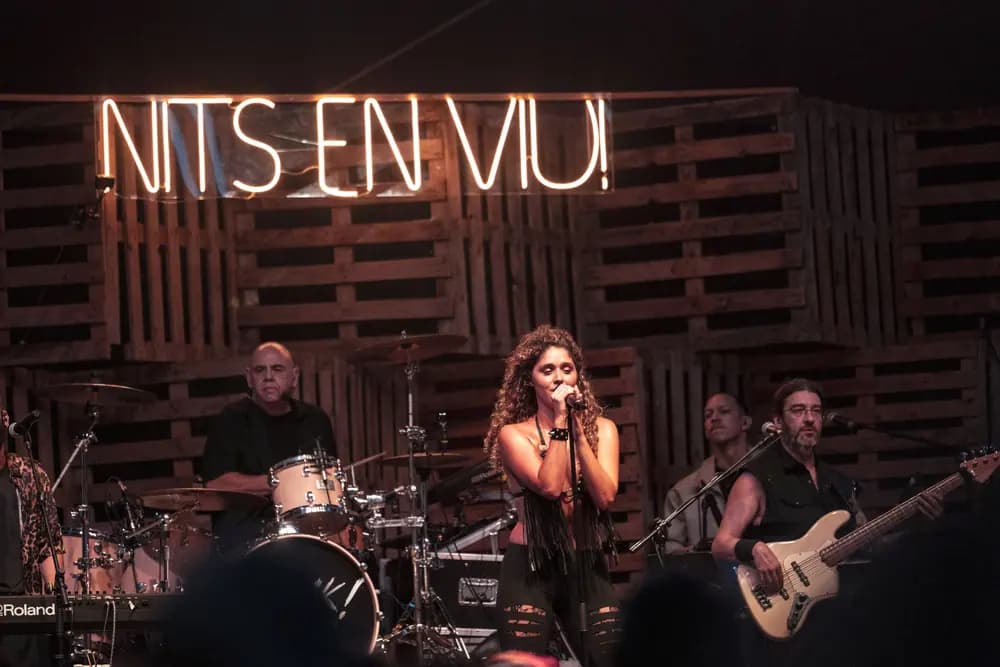 Shak, tributo a Shakira
