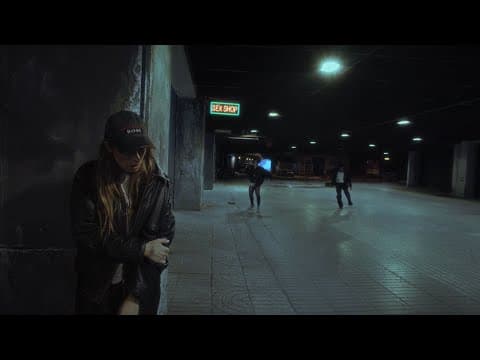 LARA 91K ft MVRK - yolo (Video Oficial)